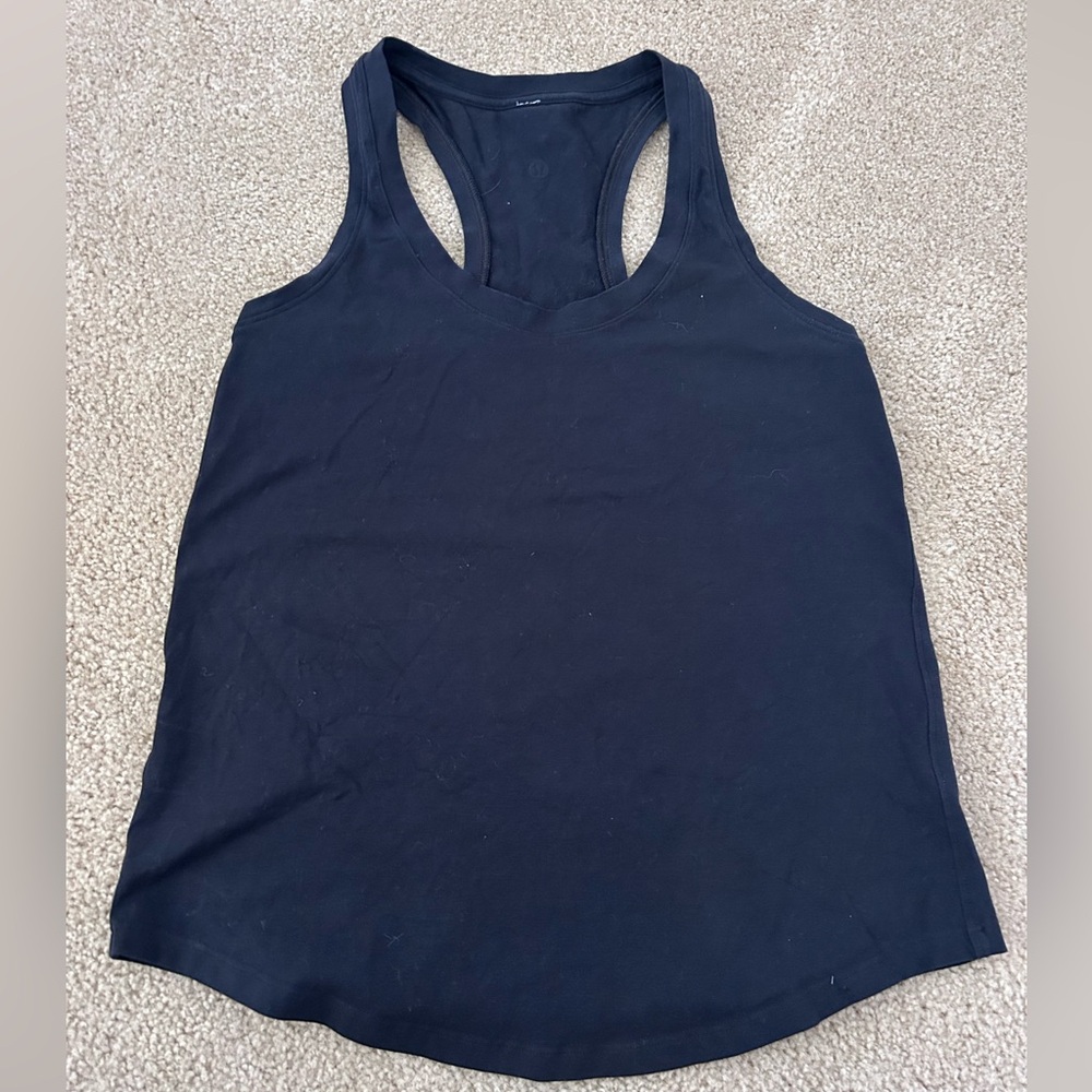 Black lululemon love tank size 2
